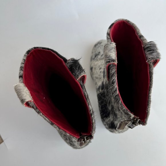 Alcala George Women's Cow Hair Booties - Unique Western Designer Styling! - Picture 16 of 16